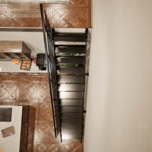 Scala a rampa per interni ad altezza variabile Flex