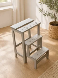 Sgabello Numbers in legno ripieghevole a scomparsa